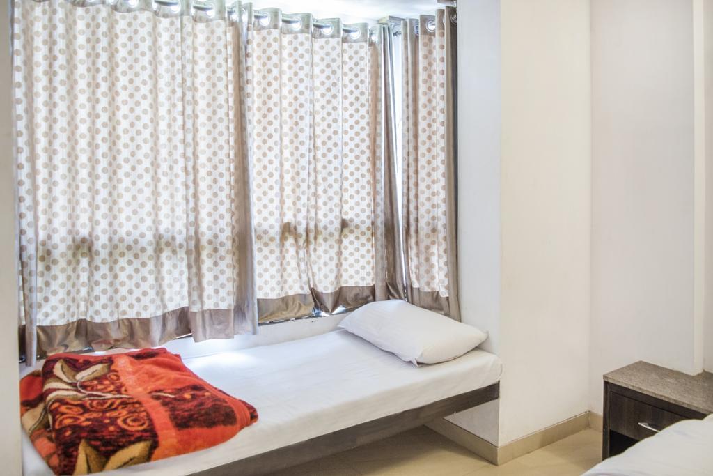 Skyinn Bungalow 马哈巴莱斯赫瓦尔 外观 照片