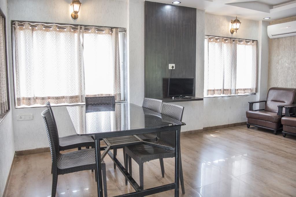 Skyinn Bungalow 马哈巴莱斯赫瓦尔 外观 照片