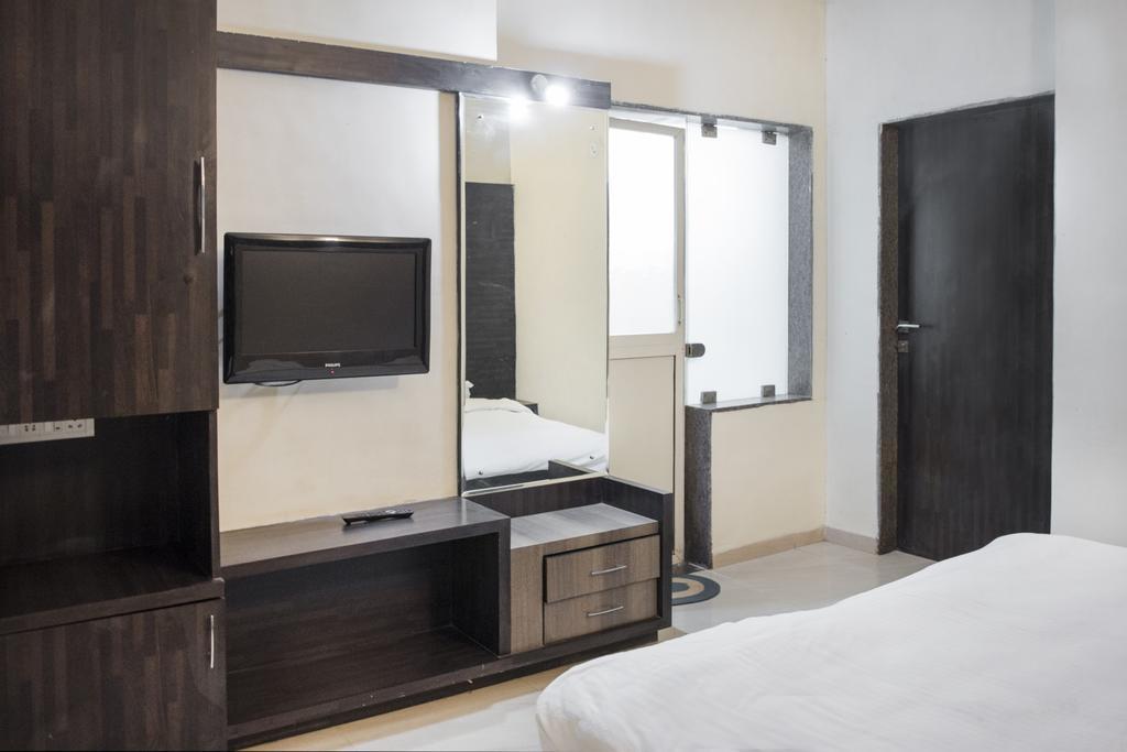Skyinn Bungalow 马哈巴莱斯赫瓦尔 外观 照片